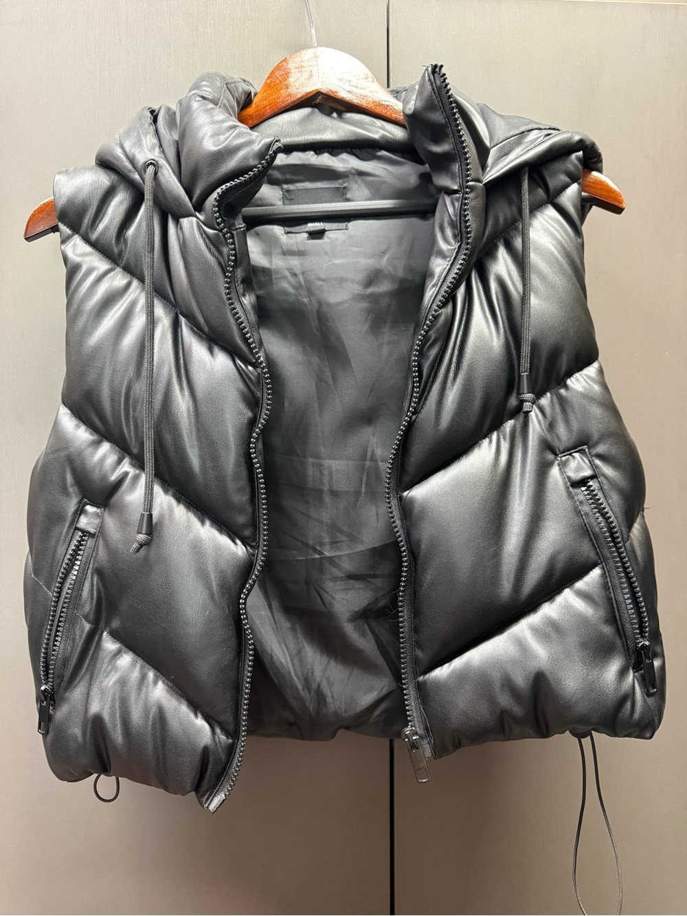 Quilted Black Hooded Puffer Vest for Women